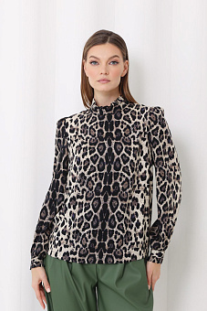 Блузка с воротом стойкой