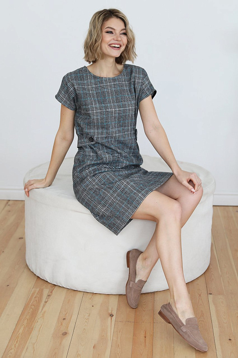 Платье с поясом