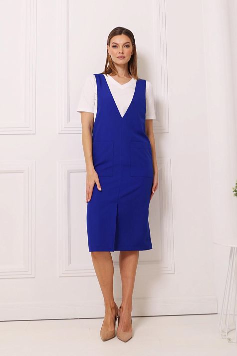 Сарафан с V-образным вырезом