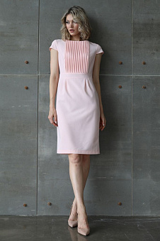 Платье-футляр со складками