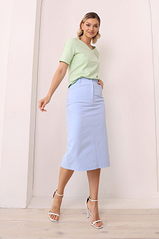 Футболка с V-образным вырезом