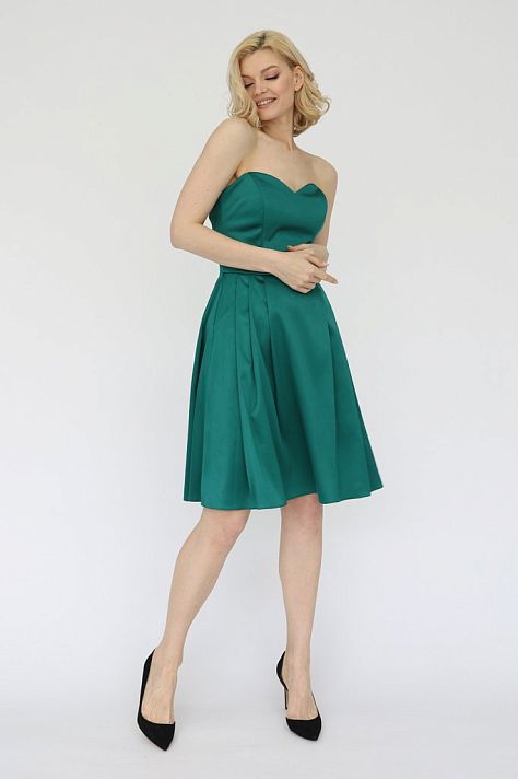 Платье с корсетом