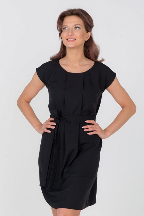 Платье со складкой по переду