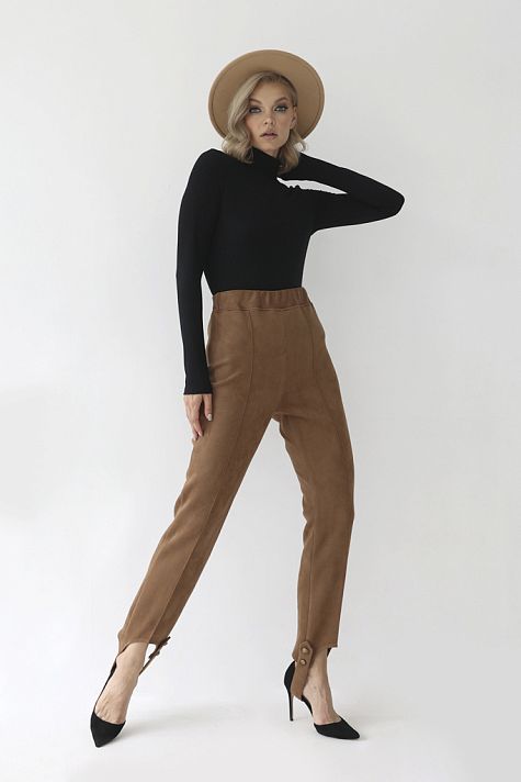 Легинсы со штрипками