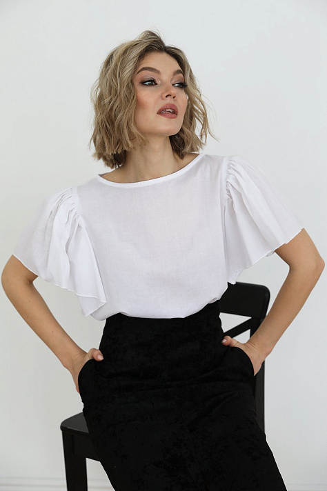 Блузка из хлопка с рукавами-крылышками