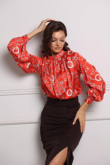 Блузка со сборкой по переду